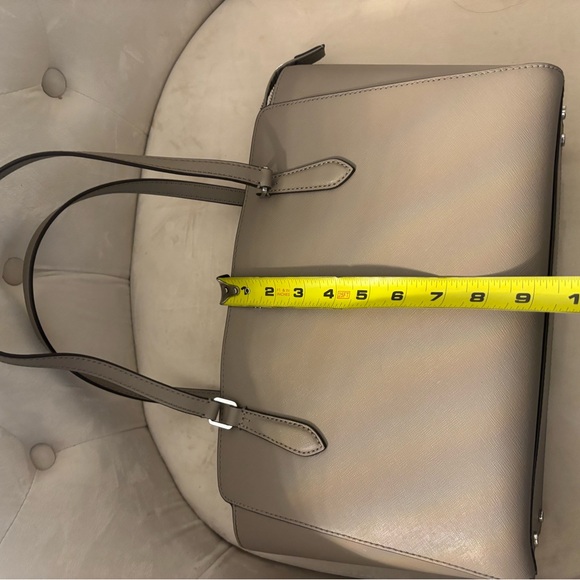 Tory Burch Gray Saffriano Leather Tote Bag - Picture 9 of 9